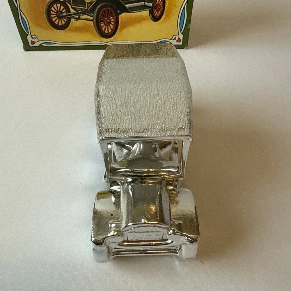 Vintage Avon Touring T Aftershave Bottle Decanter Car Silver Full 6oz With Box